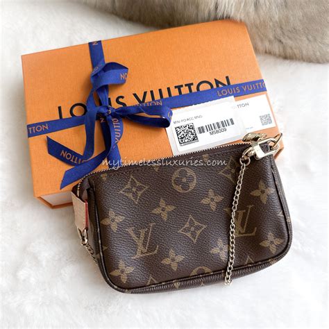 handykette louis vuitton|louis vuitton mini pochette.